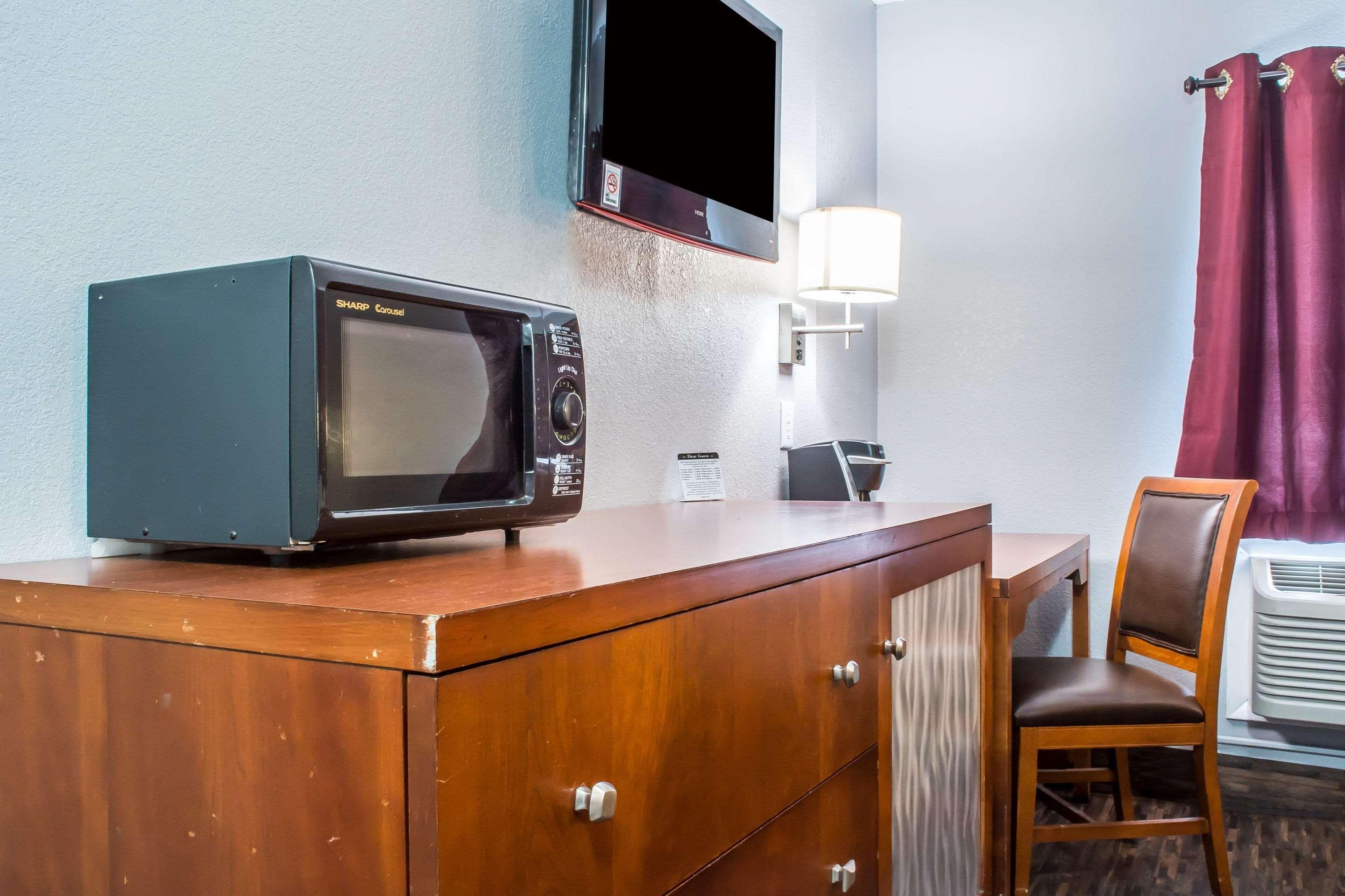 Econo Lodge Brockport Ngoại thất bức ảnh