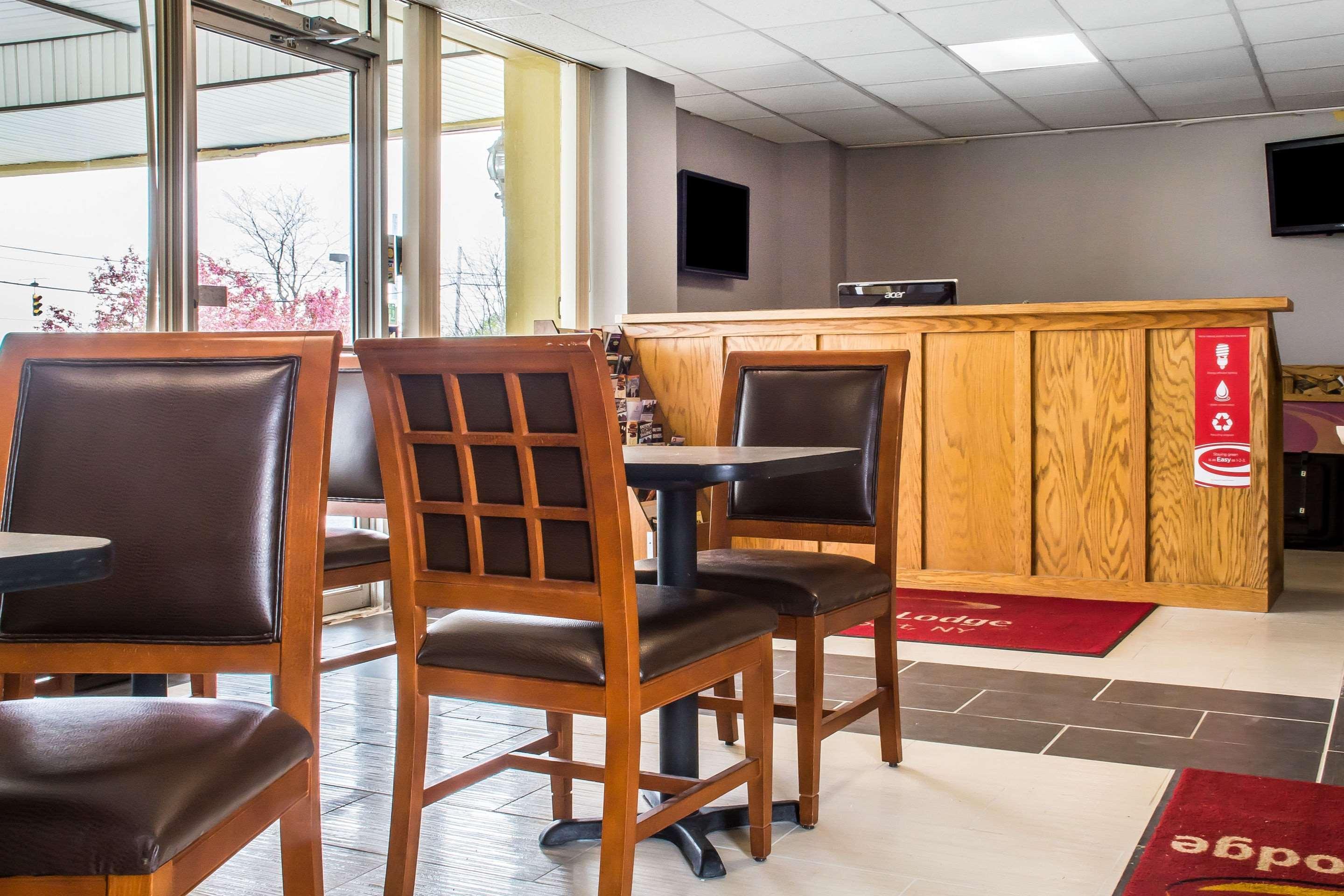 Econo Lodge Brockport Ngoại thất bức ảnh