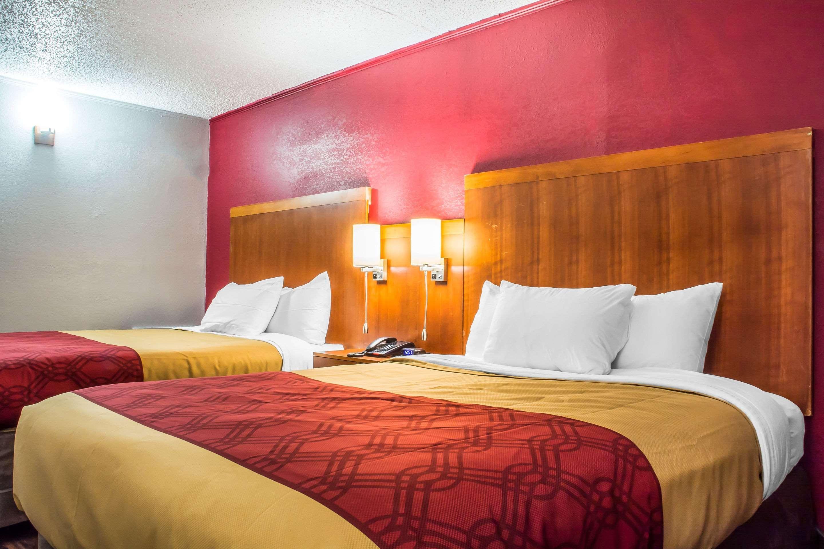 Econo Lodge Brockport Ngoại thất bức ảnh