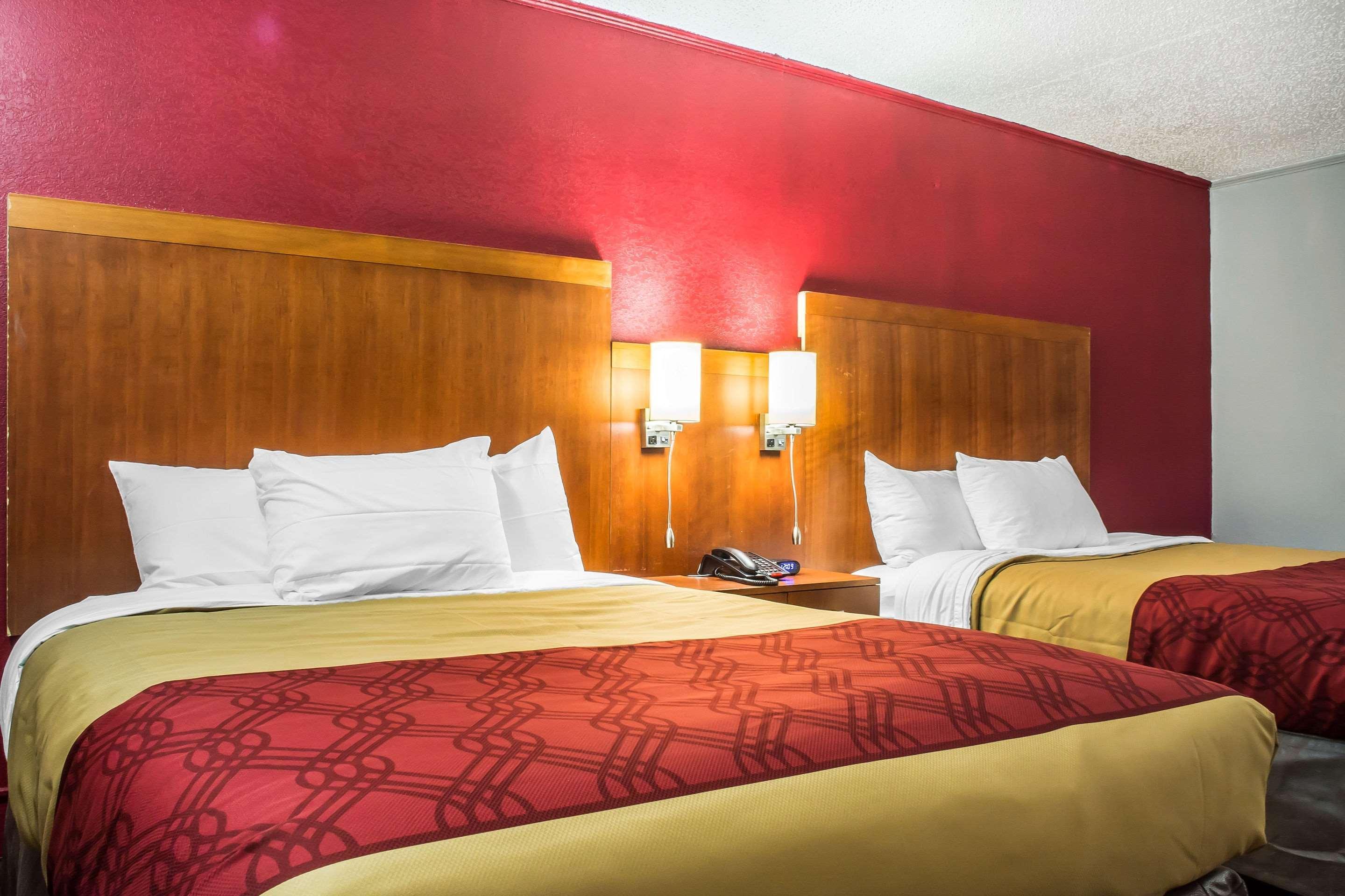 Econo Lodge Brockport Ngoại thất bức ảnh