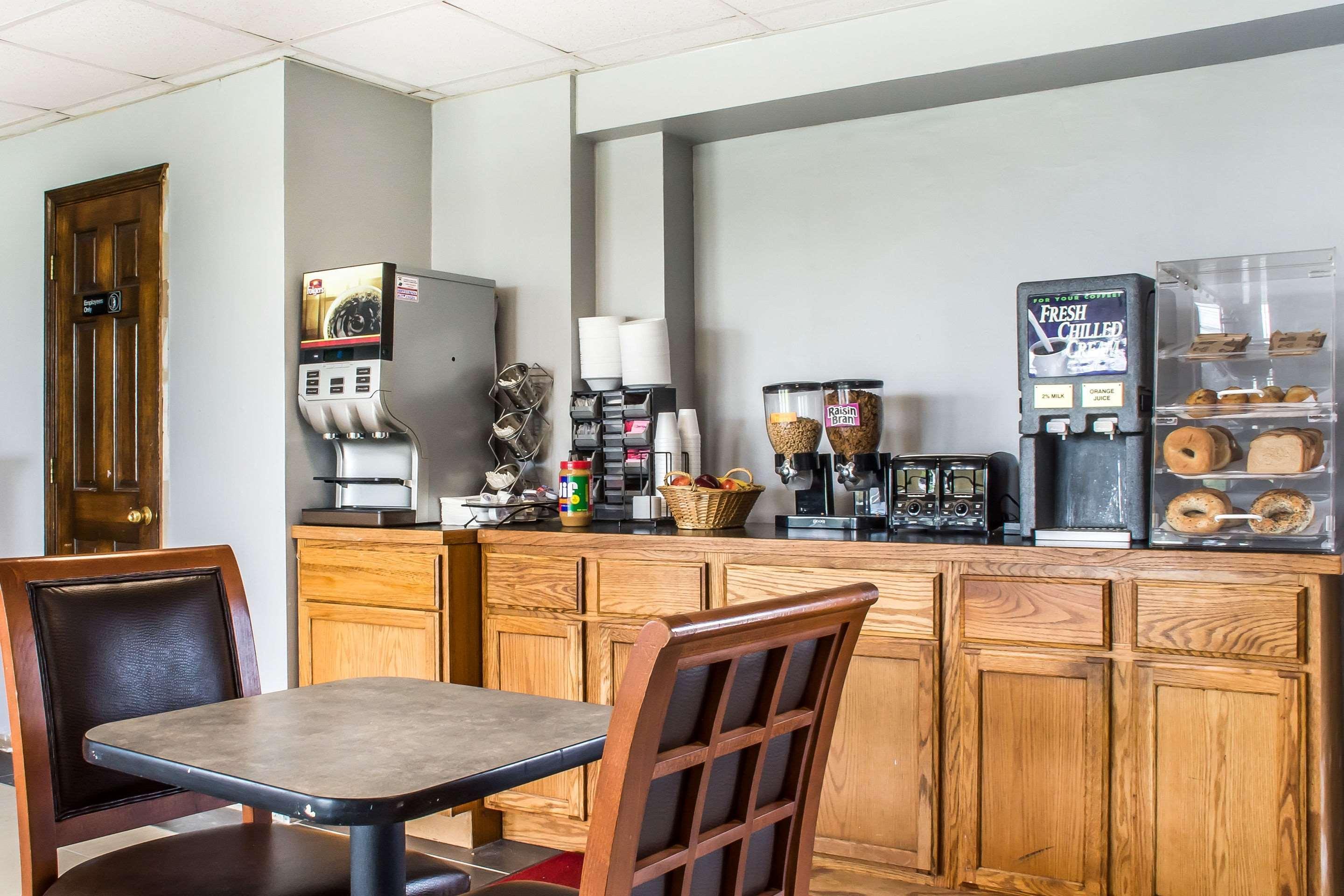 Econo Lodge Brockport Ngoại thất bức ảnh